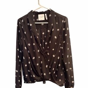 L'Academie Black and White Floral Blouse